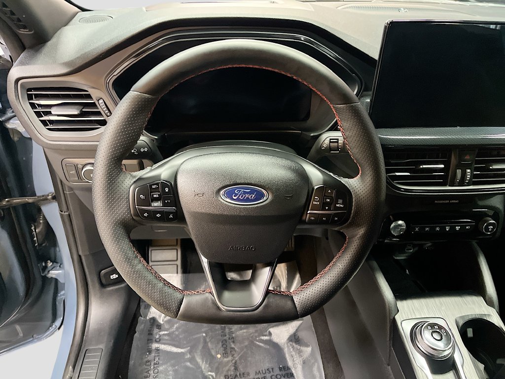 Used 2025 Ford Escape ST-Line Elite w/ Premium Technology Package AWD/4WD image 11