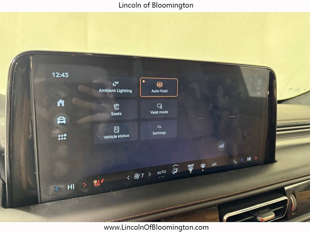 Certified 2025 Lincoln Aviator Black Label w/ Jet Appearance Package image 38
