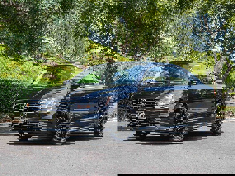 Used 2017 Volkswagen Passat 1.8T R-Line