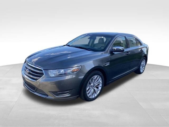 Used 2018 Ford Taurus Limited image 3