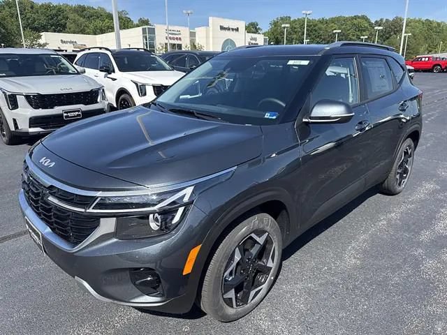 New 2026 Kia Seltos S AWD/4WD image 3