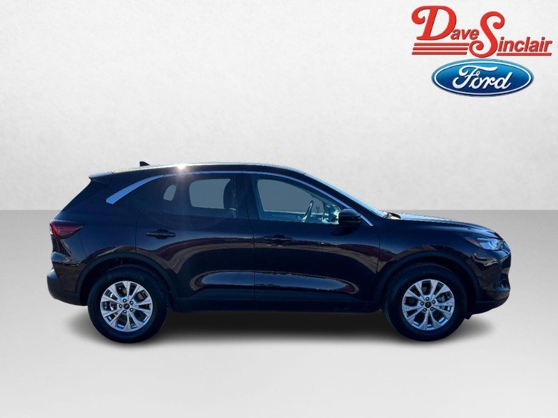 Used 2023 Ford Escape Active w/ Tech Pack #2 AWD/4WD image 5