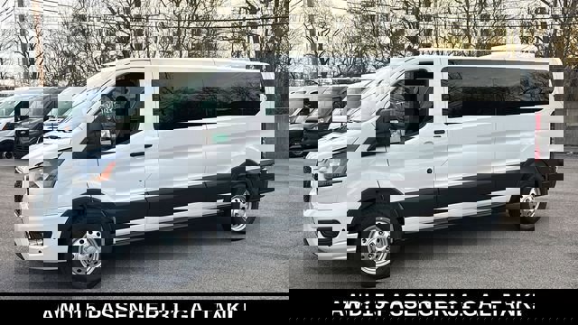 New 2025 Ford Transit 350 XLT image 4