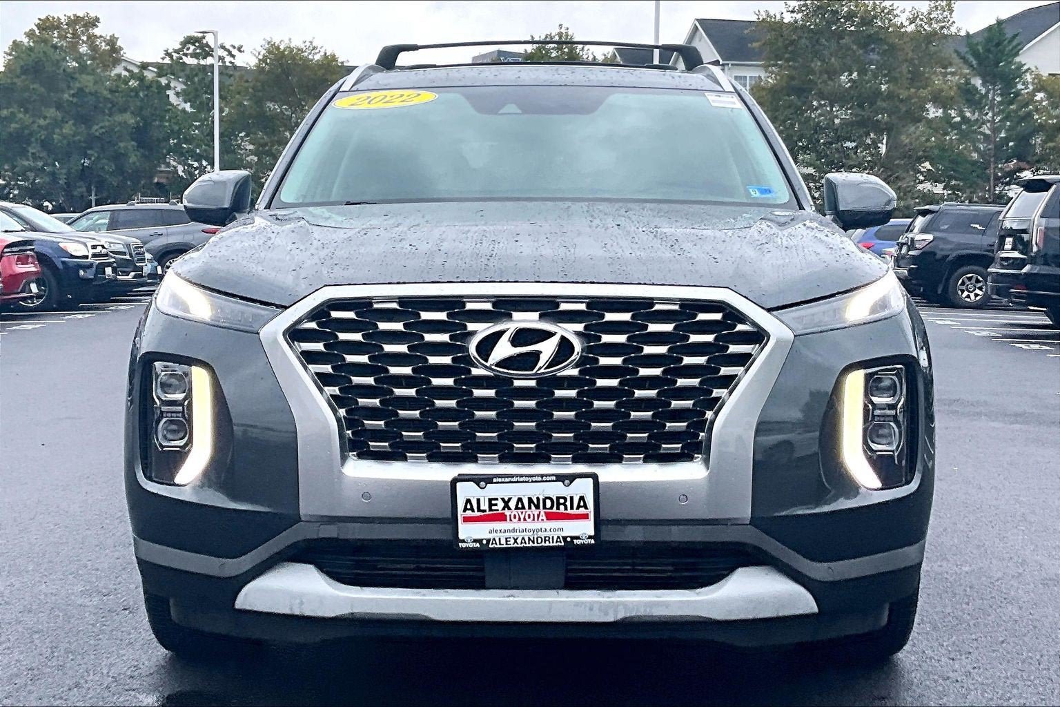 Used 2022 Hyundai Palisade SEL w/ Premium Package AWD/4WD image 3