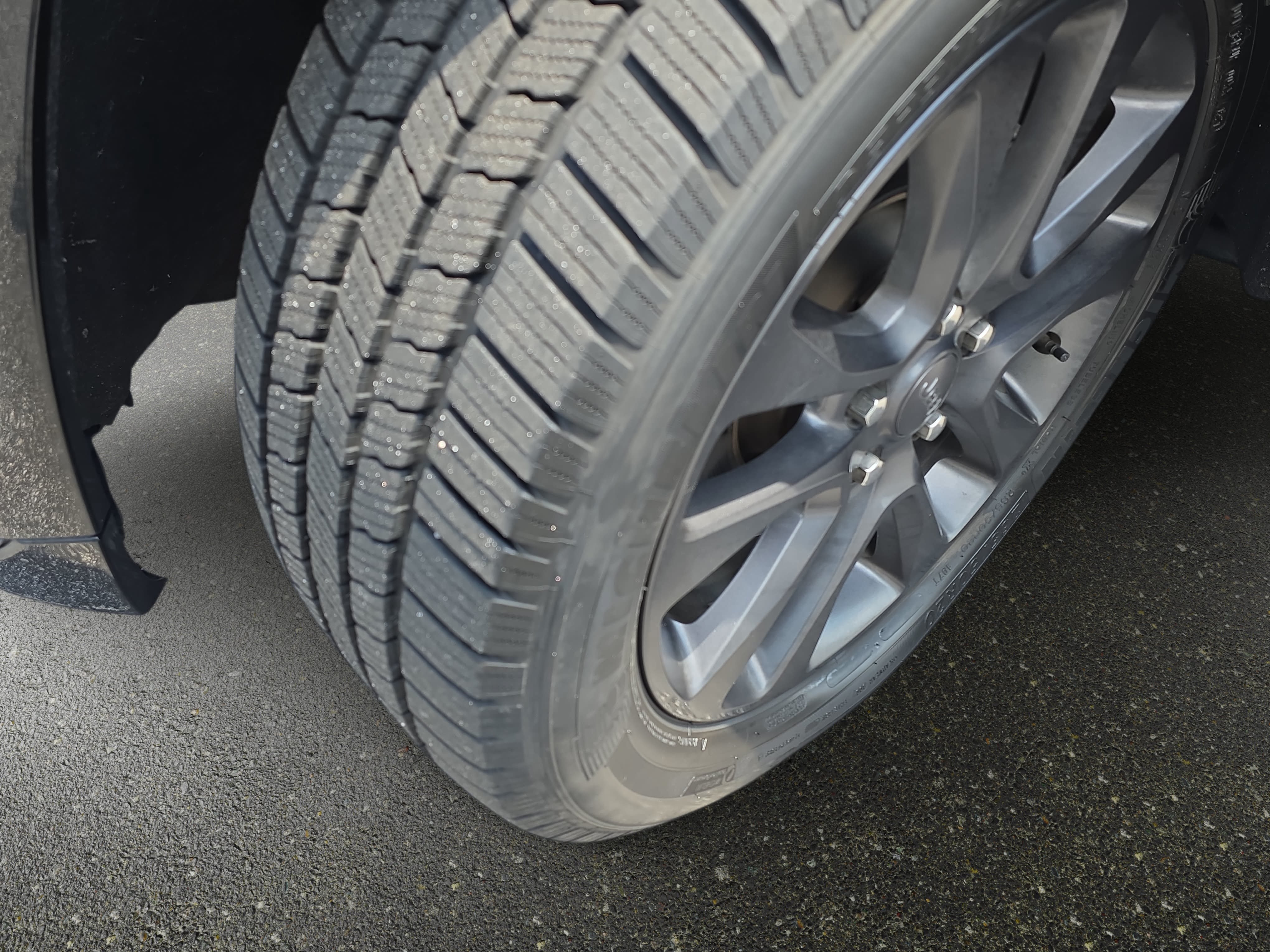 Used 2018 Jeep Grand Cherokee High Altitude AWD/4WD image 32