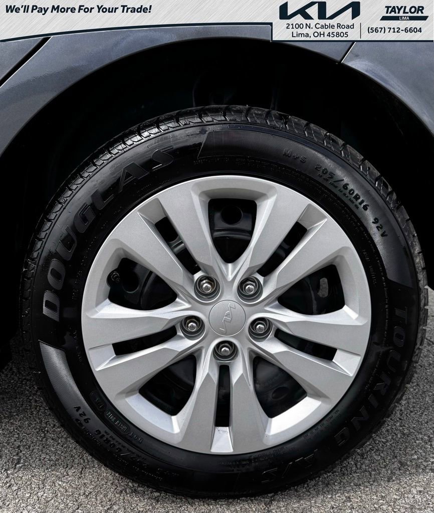 Used 2023 Kia Soul LX FWD image 18