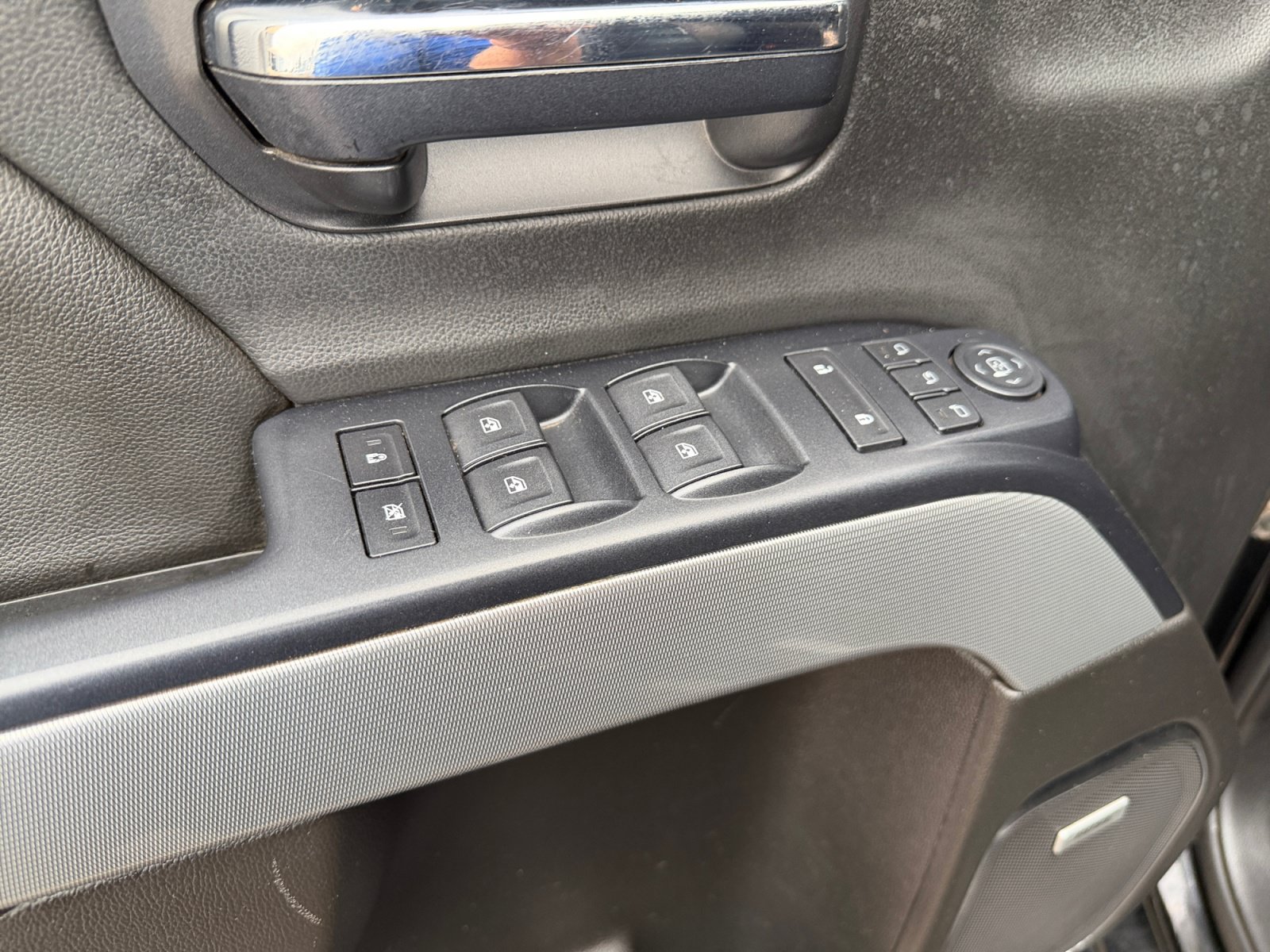 Used 2017 Chevrolet Silverado 3500 LTZ w/ Duramax Plus Package AWD/4WD image 17