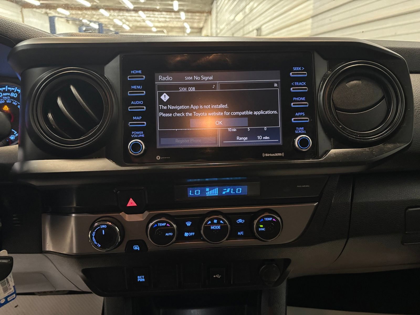 Used 2021 Toyota Tacoma SR w/ SX Package AWD/4WD image 18