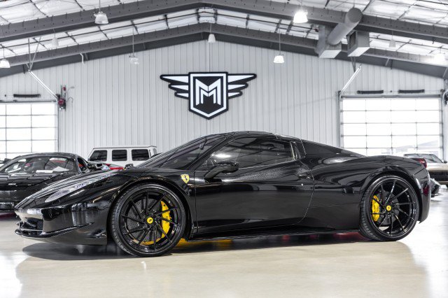Used 2014 Ferrari 458 Spider RWD video 1