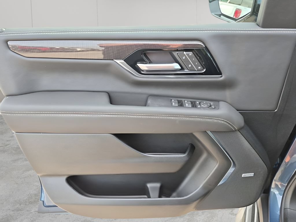 New 2026 GMC Yukon Elevation RWD image 26