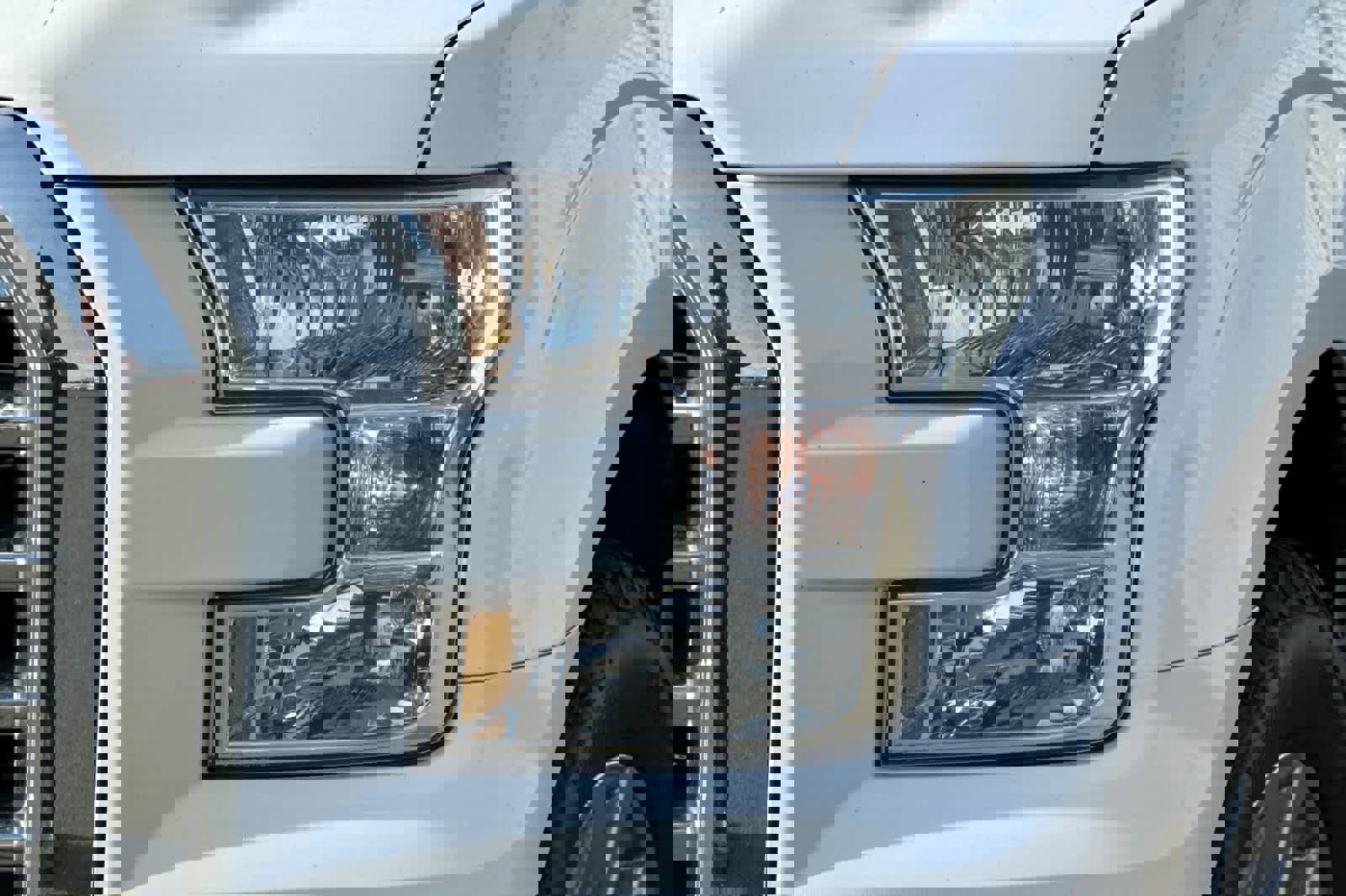 Used 2017 Ford F150 XLT w/ Equipment Group 302A Luxury image 11