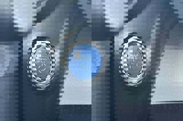 Used 2024 Toyota Sienna LE image 27