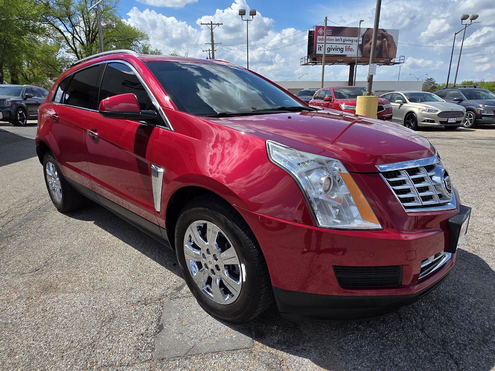 Used 2015 Cadillac SRX Luxury w/ Trailering Package image 3
