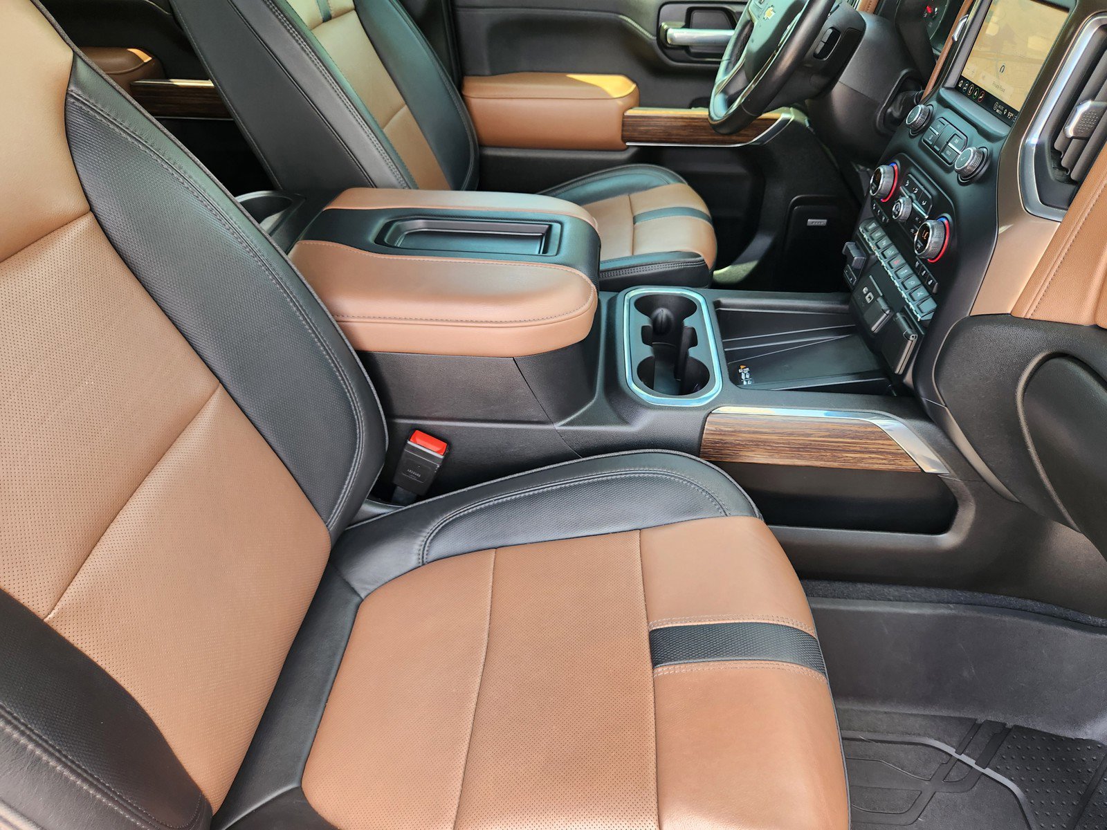 Used 2021 Chevrolet Silverado 3500 High Country AWD/4WD image 12