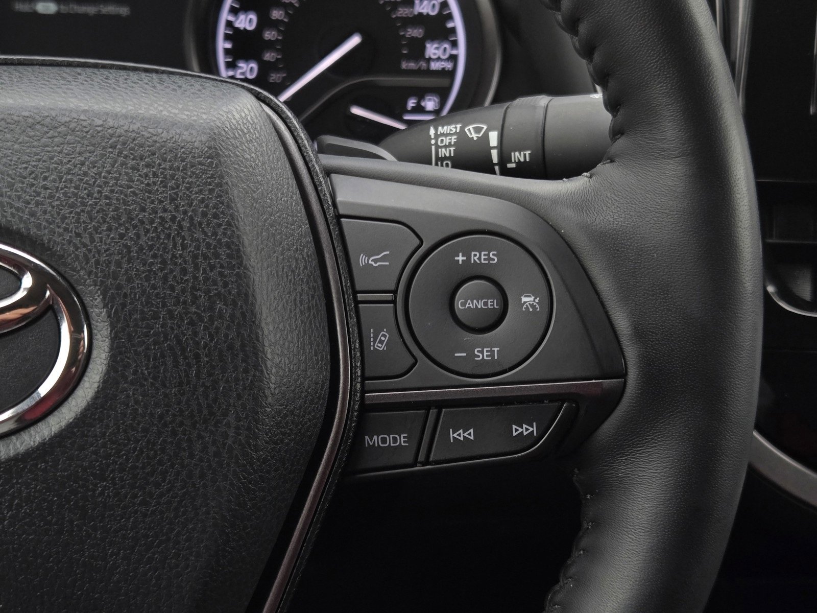 Certified 2021 Toyota Camry SE image 21