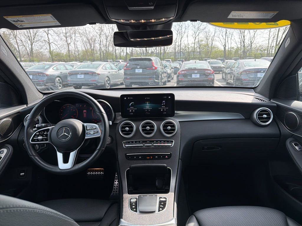 Used 2022 Mercedes-Benz GLC 300 4MATIC image 11