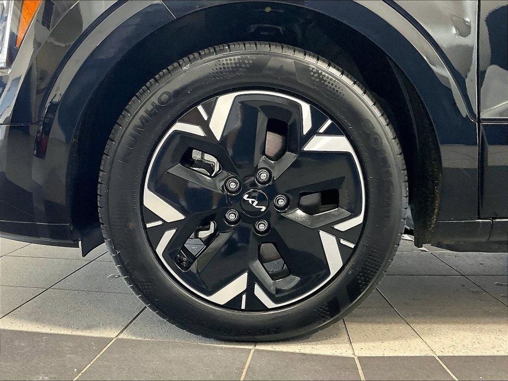 Used 2025 Kia Niro Wind w/ Wind Preserve Package FWD image 7