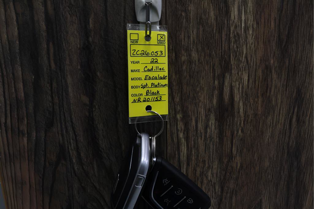 Used 2022 Cadillac Escalade Sport Platinum w/ Heavy-Duty Trailer Package image 23