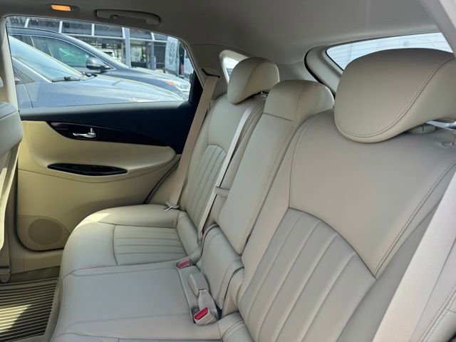 Used 2017 INFINITI QX50 AWD w/ Premium Plus Package image 13