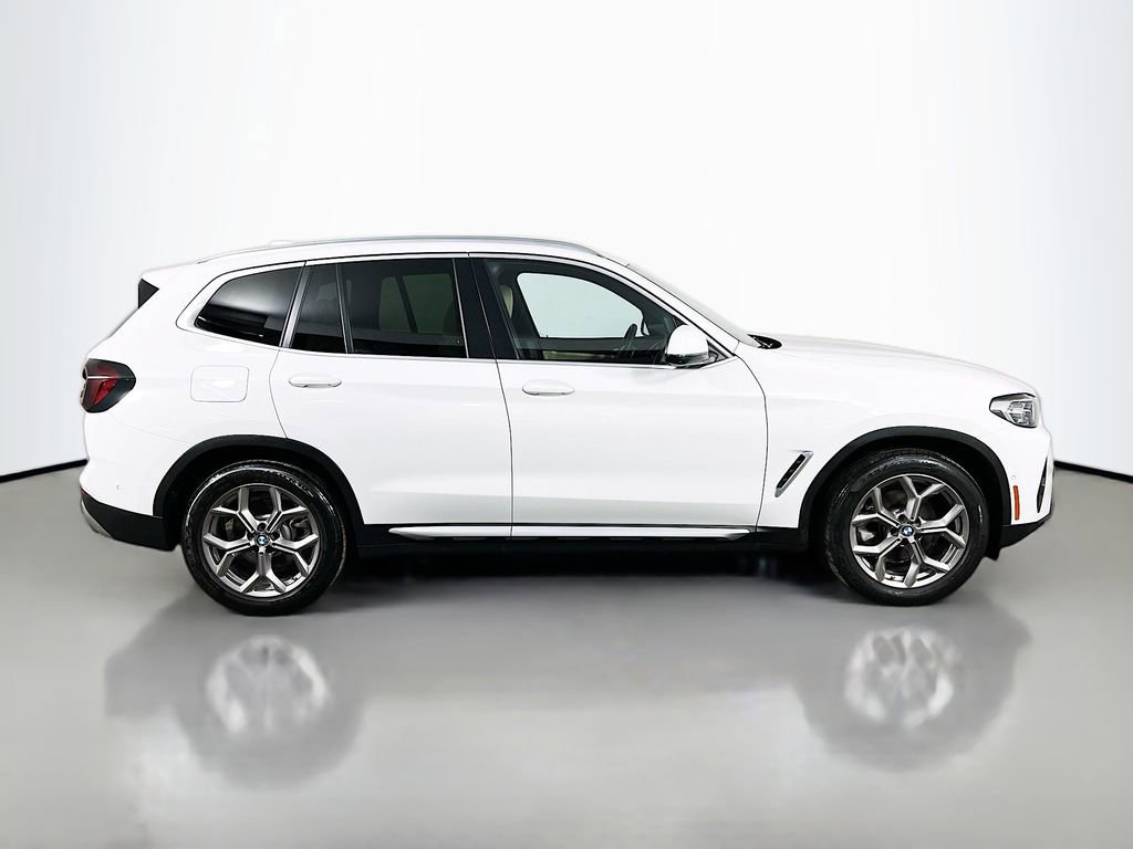 Used 2023 BMW X3 xDrive30i w/ Premium Package w/ZPA image 4
