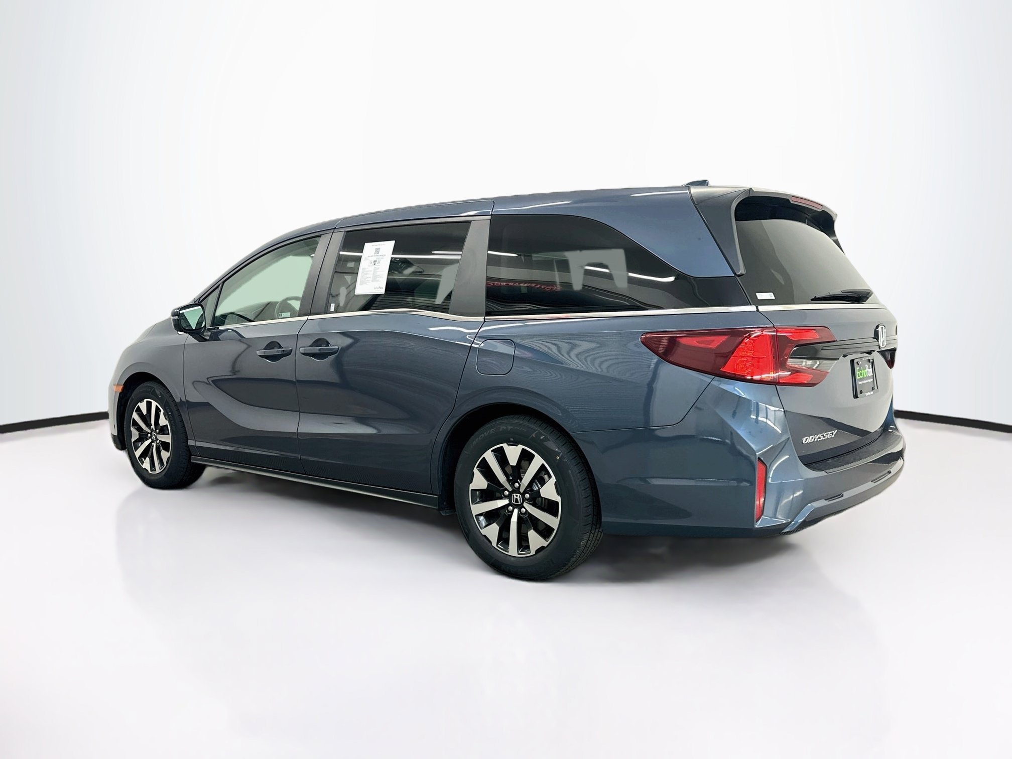 Used 2025 Honda Odyssey EX-L image 5