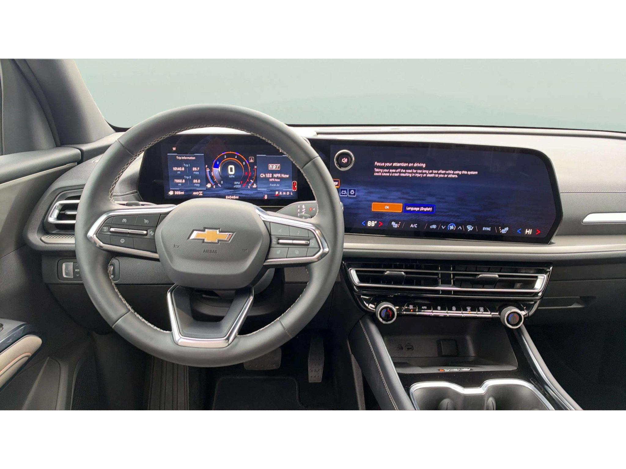 Used 2026 Chevrolet Traverse LT w/ Driver Confidence Package AWD/4WD image 14