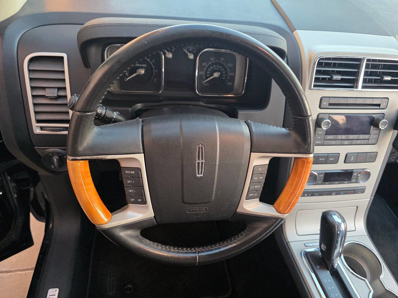 Used 2008 Lincoln MKX 2WD image 16