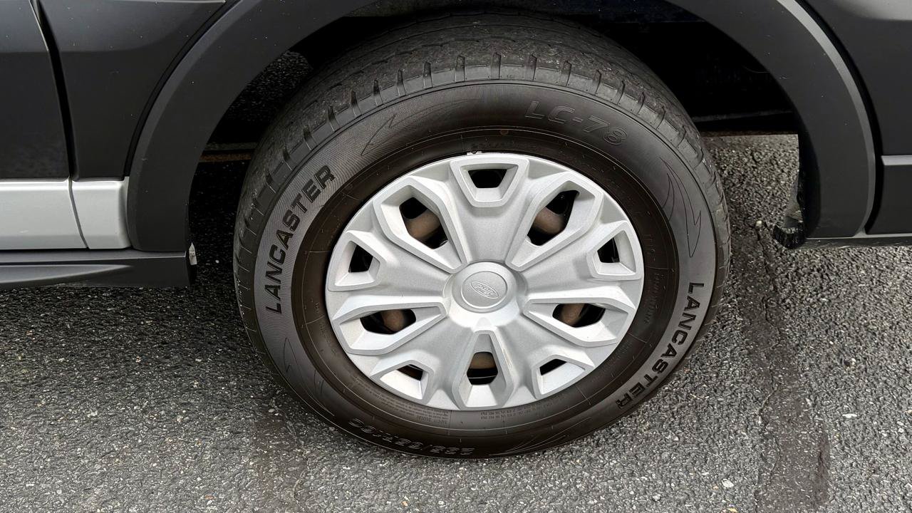 Used 2020 Ford Transit 150 XL RWD image 7