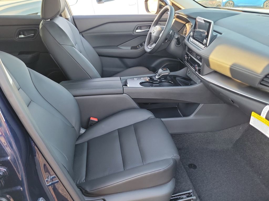 New 2026 Nissan Rogue SV image 13