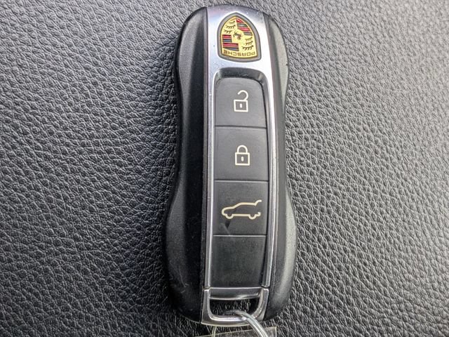 Used 2021 Porsche Cayenne S AWD/4WD image 30