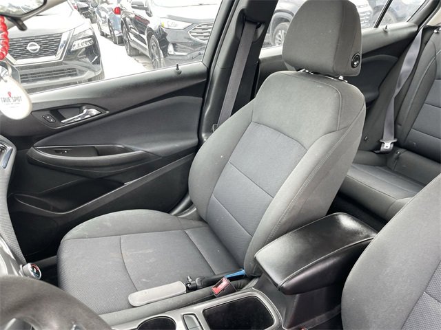 Used 2017 Chevrolet Cruze LT w/ Convenience Package image 23