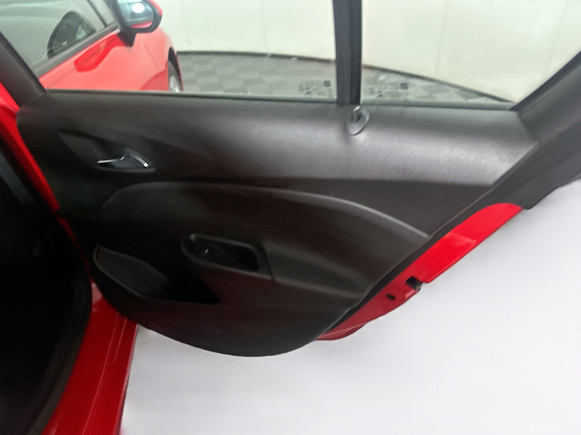 Used 2017 Chevrolet Cruze LS image 28