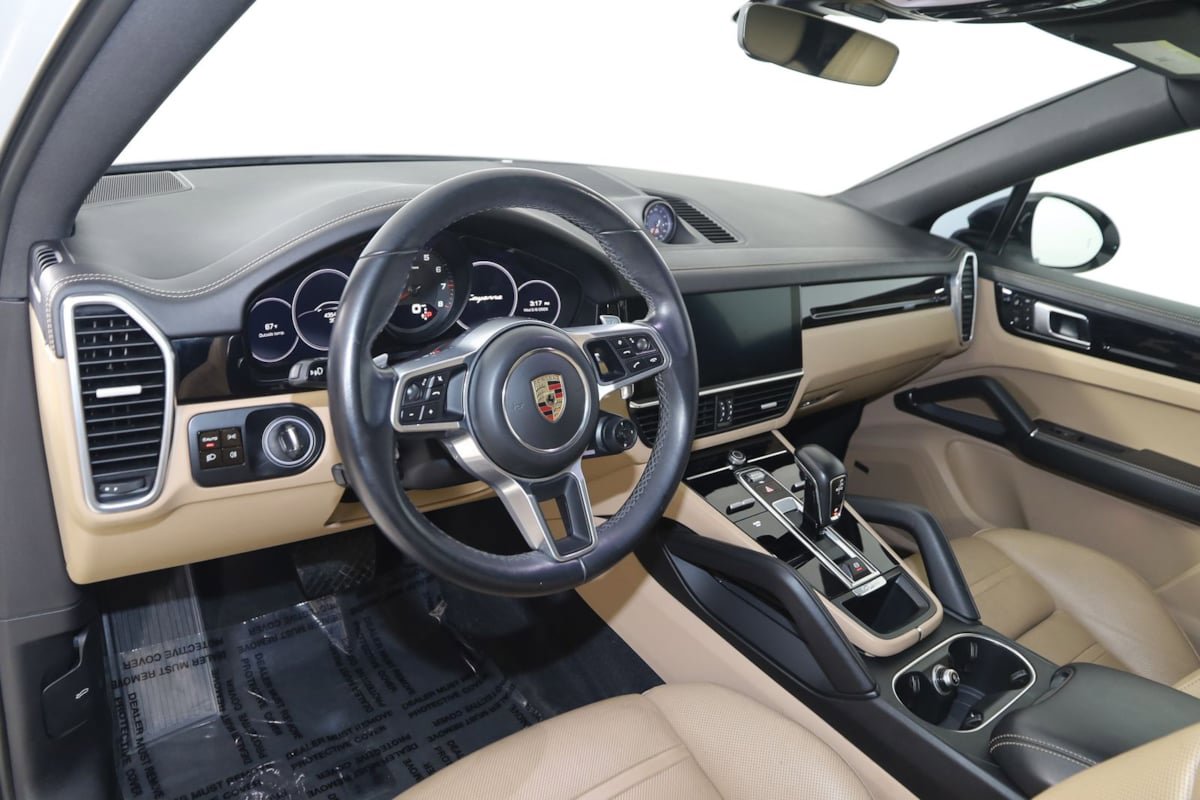 Used 2020 Porsche Cayenne AWD/4WD image 31