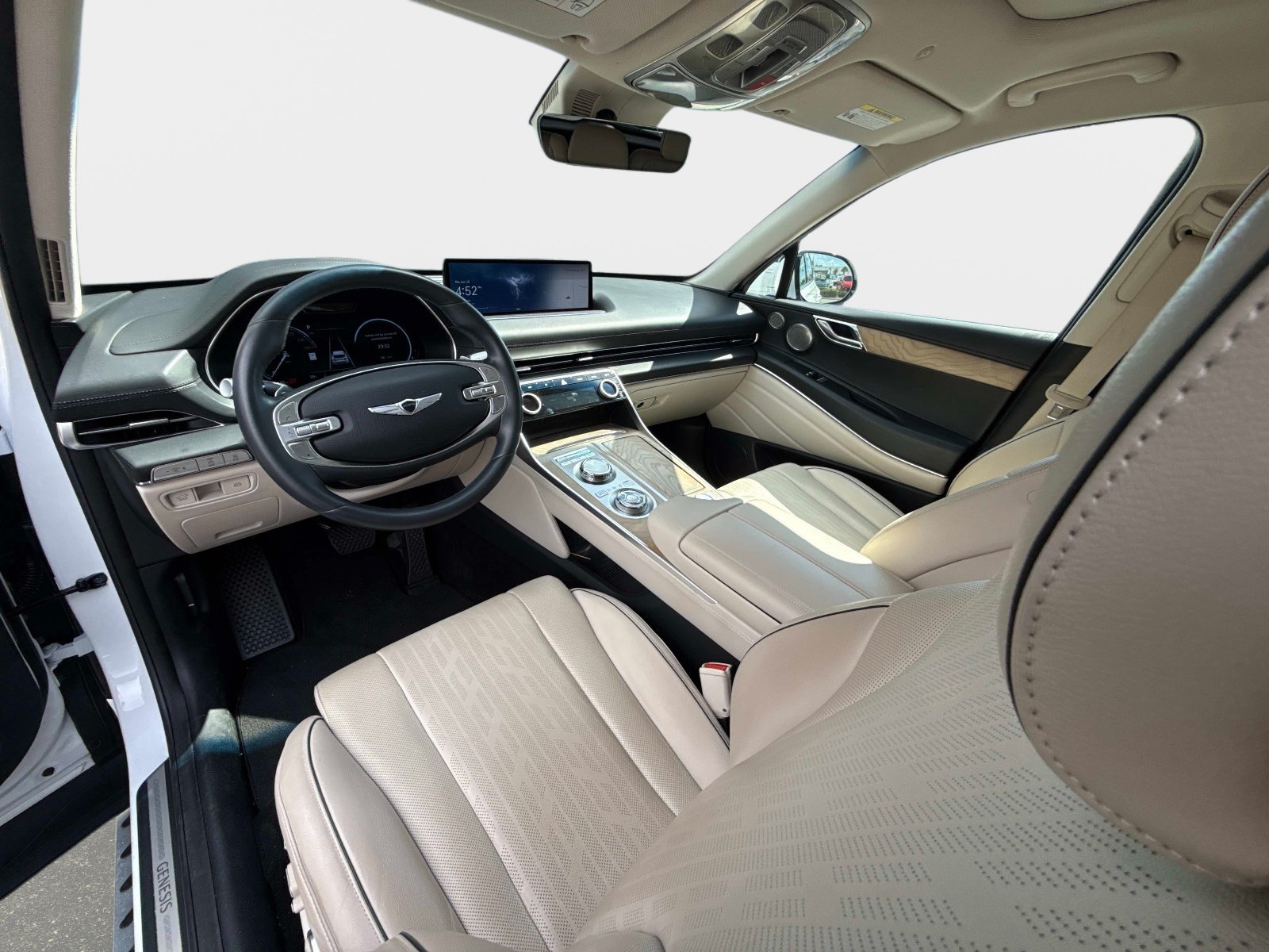 Certified 2024 Genesis GV80 2.5T w/ Prestige Package AWD/4WD image 3