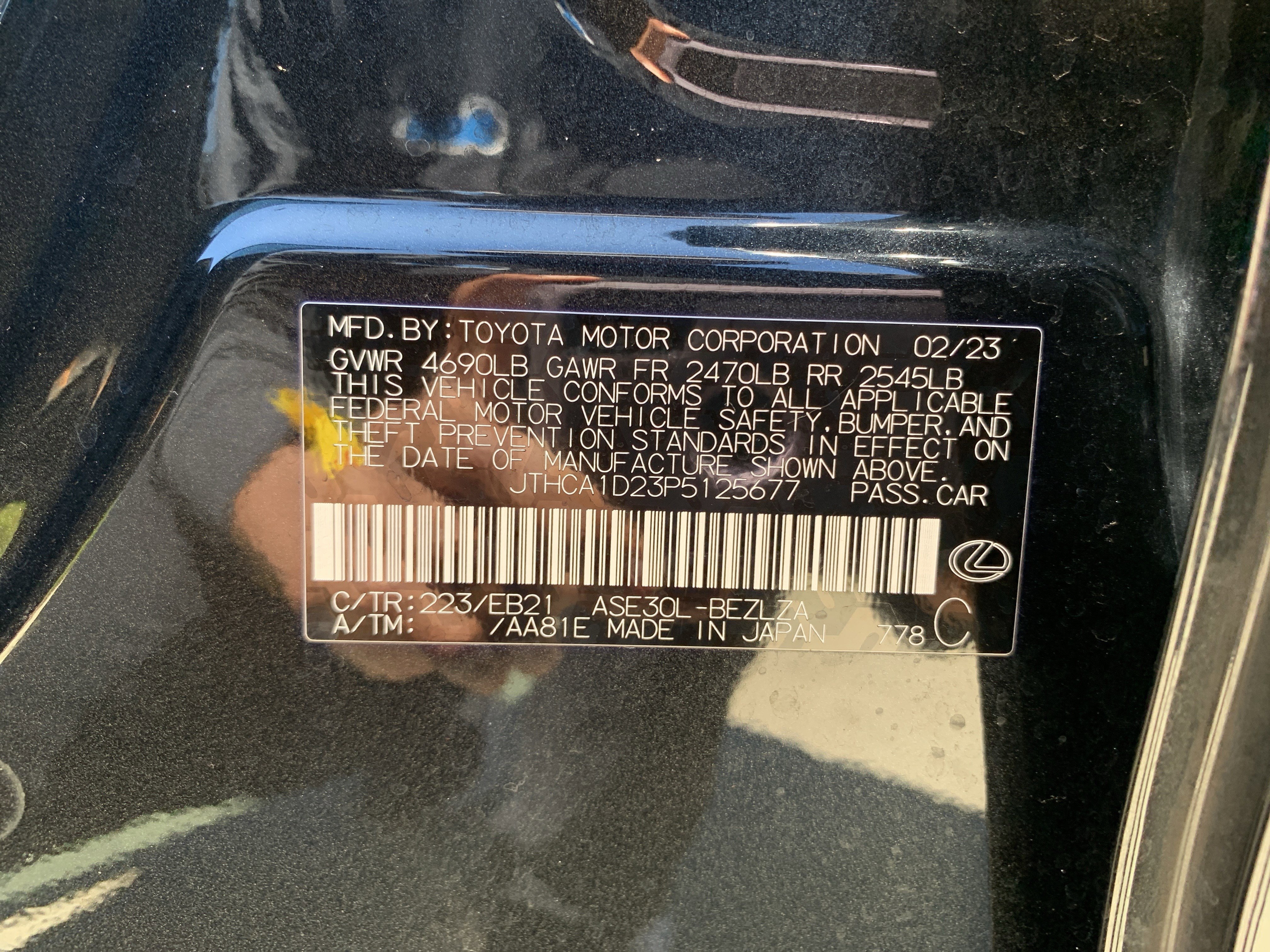 Used 2023 Lexus IS 300 w/ Comfort Package RWD image 36