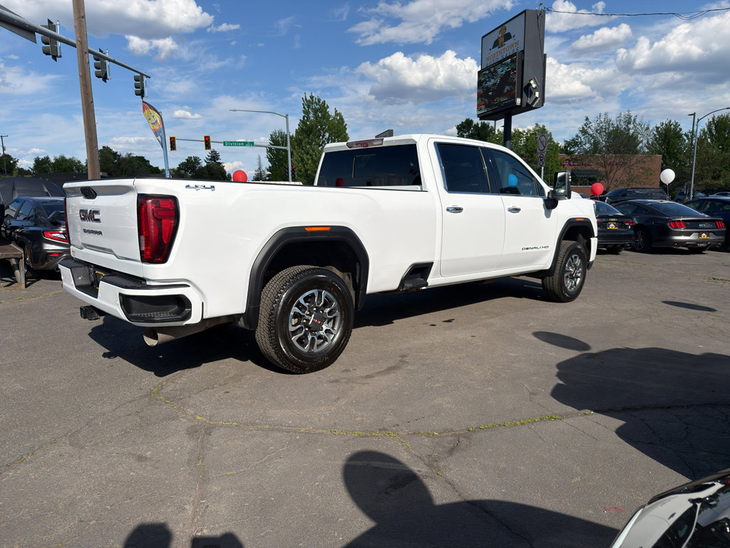 Used 2020 GMC Sierra 3500 Denali w/ Denali Ultimate Package AWD/4WD image 8