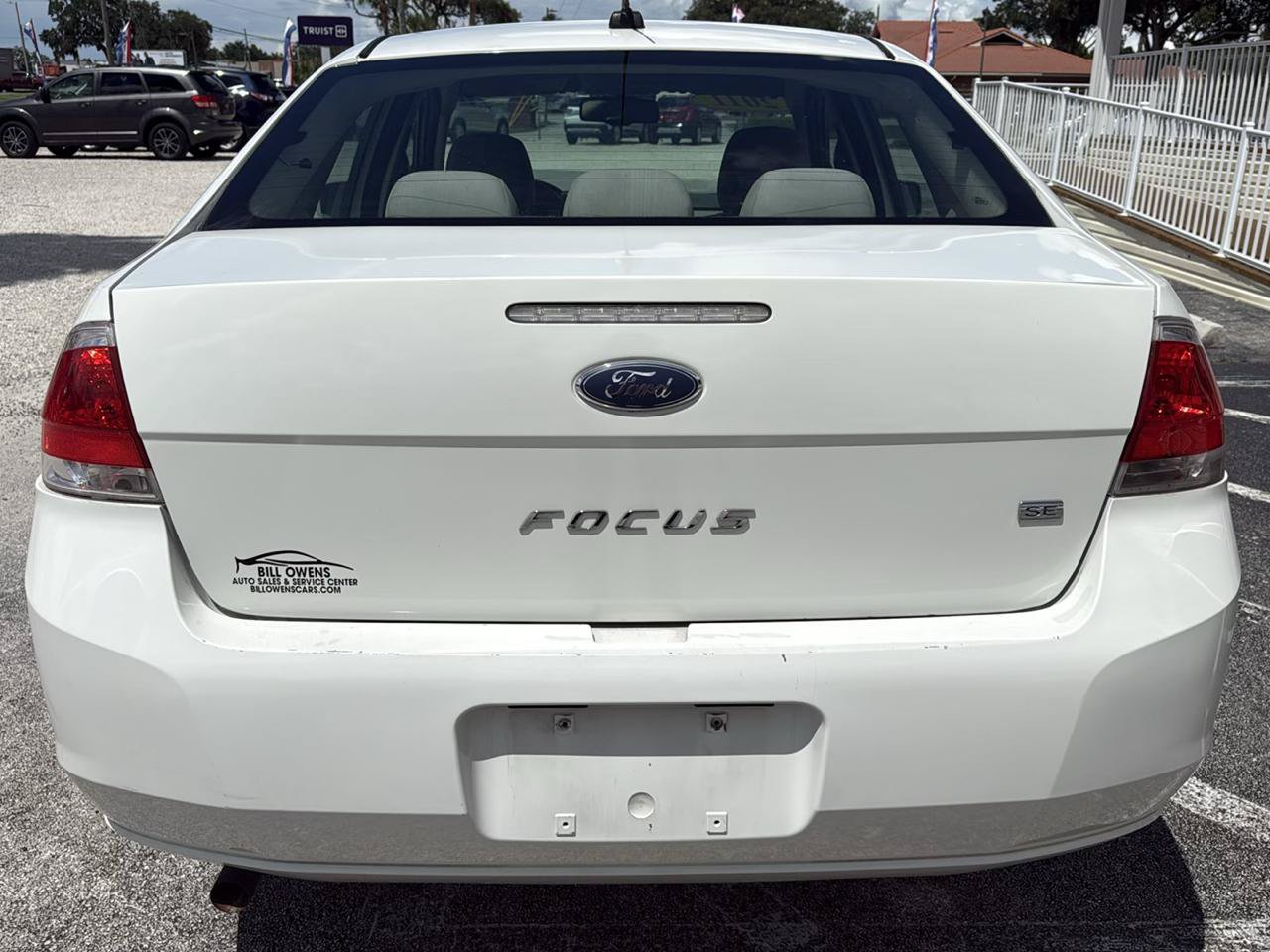 Used 2011 Ford Focus SE w/ 201A Rapid Spec Order Code FWD image 4