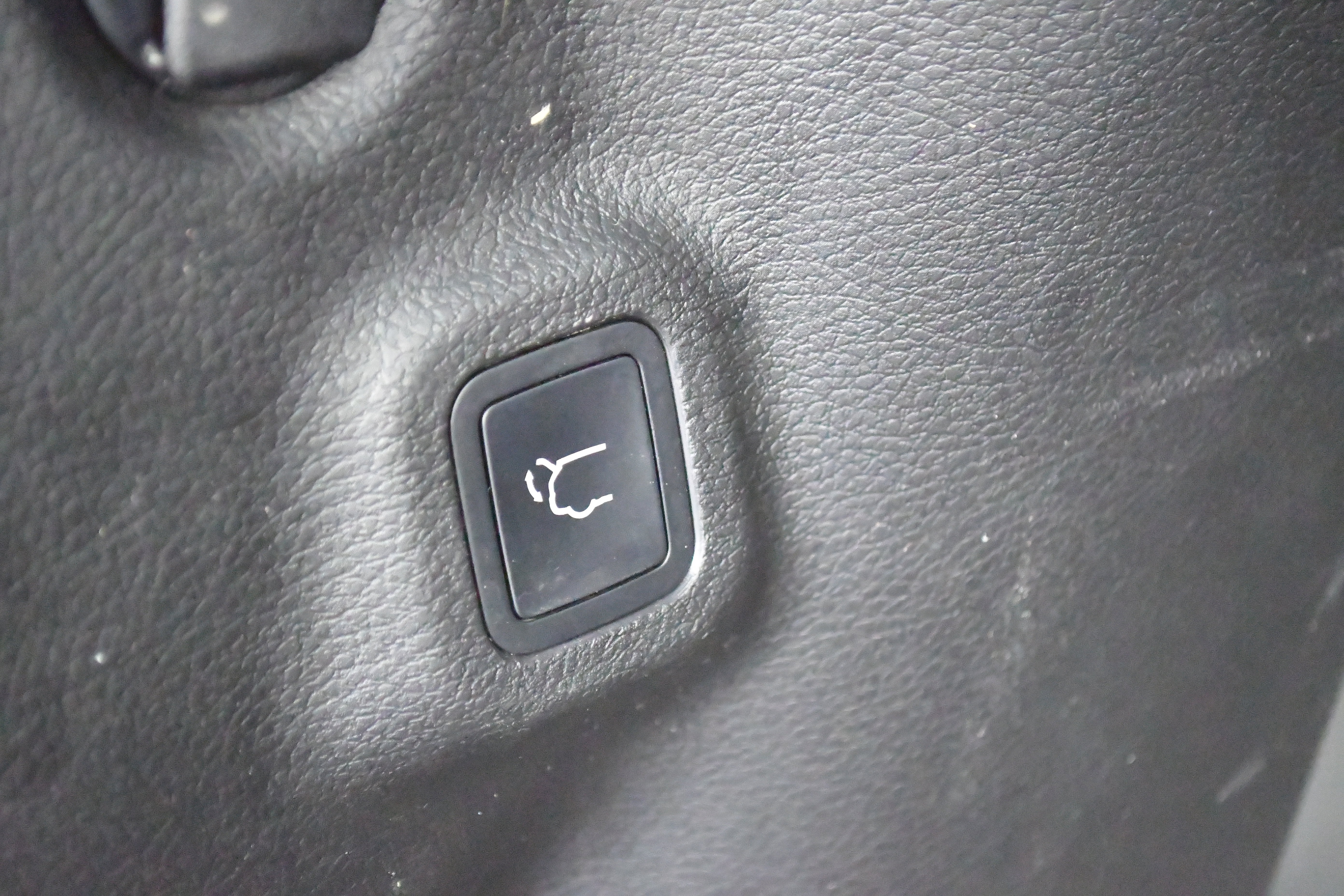 Used 2022 Jeep Compass Limited w/ Elite Group image 55