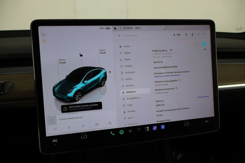 Used 2022 Tesla Model Y Long Range AWD/4WD image 37
