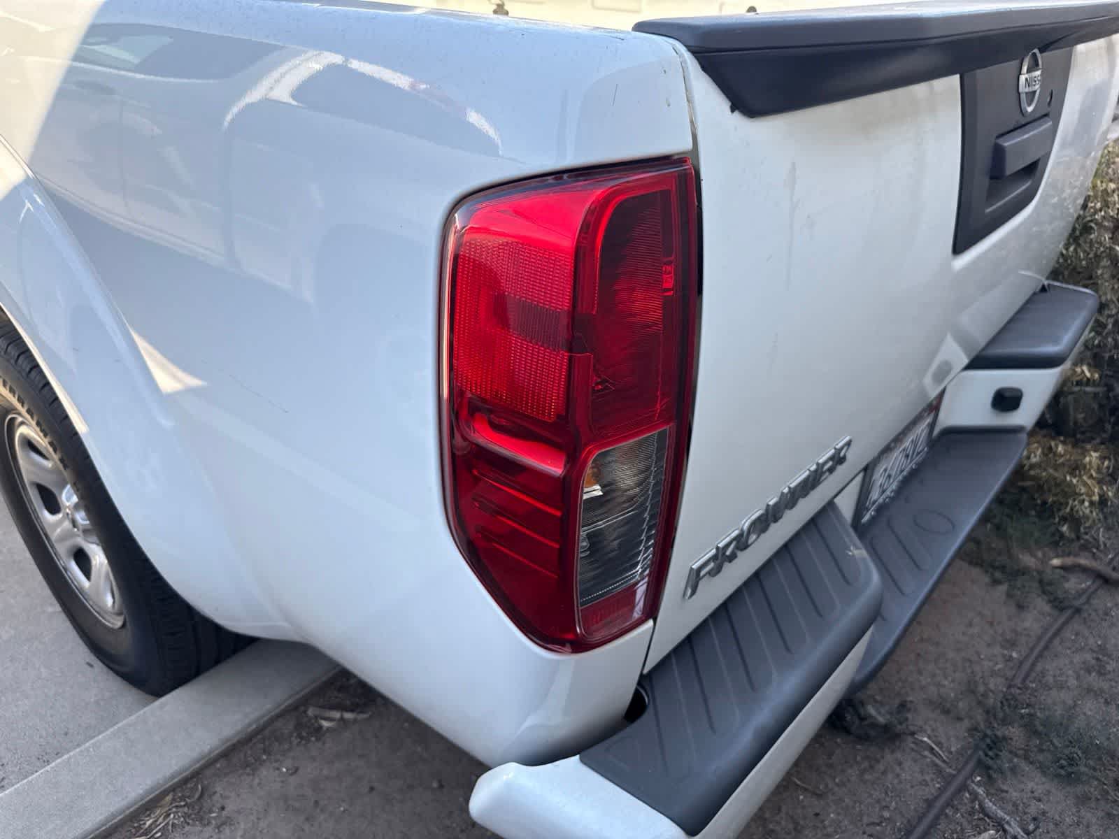 Used 2019 Nissan Frontier S RWD image 8