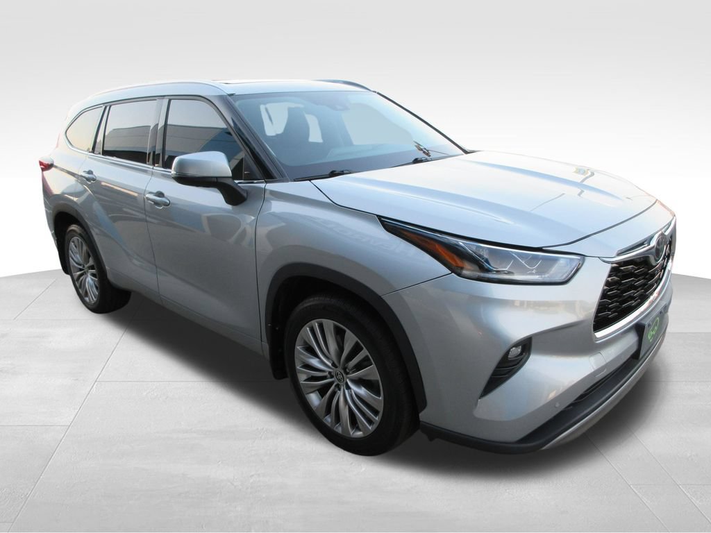 Used 2022 Toyota Highlander Platinum AWD/4WD image 7