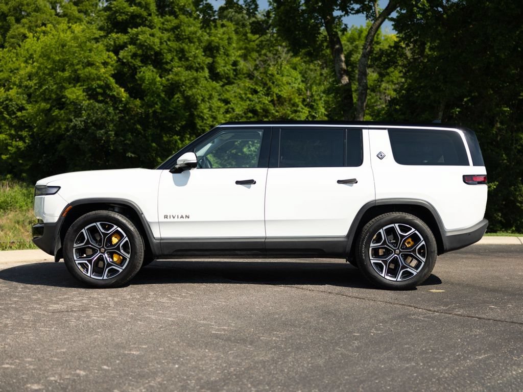 Used 2023 Rivian R1S Launch Edition AWD/4WD image 3