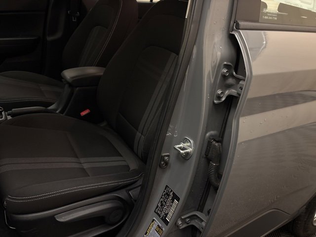 Used 2020 Hyundai Venue SEL image 10