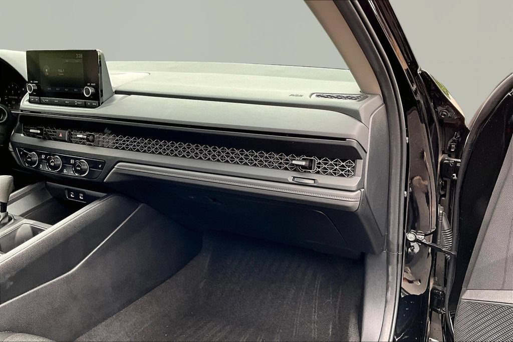 Certified 2024 Honda Accord EX image 18