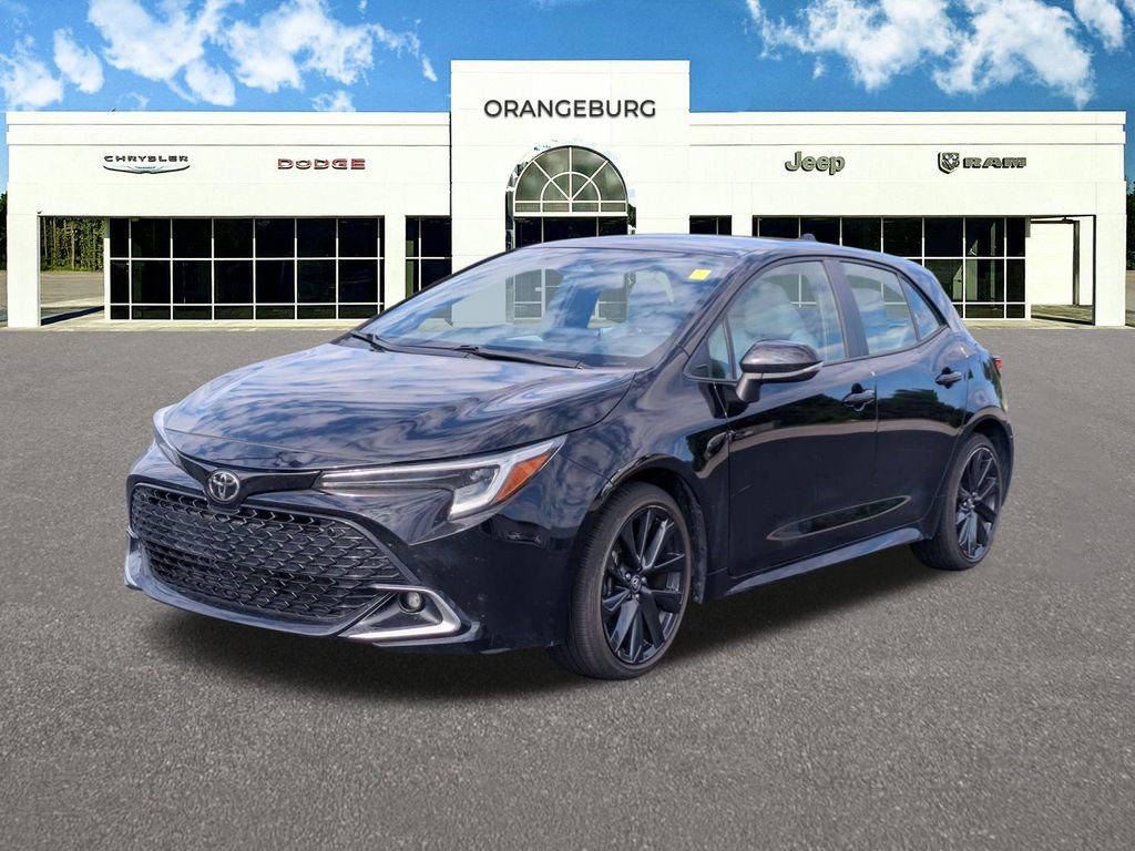 Used 2024 Toyota Corolla XSE FWD image 3
