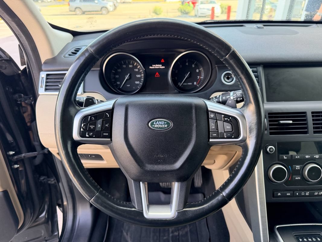 Used 2016 Land Rover Discovery Sport HSE AWD/4WD image 17
