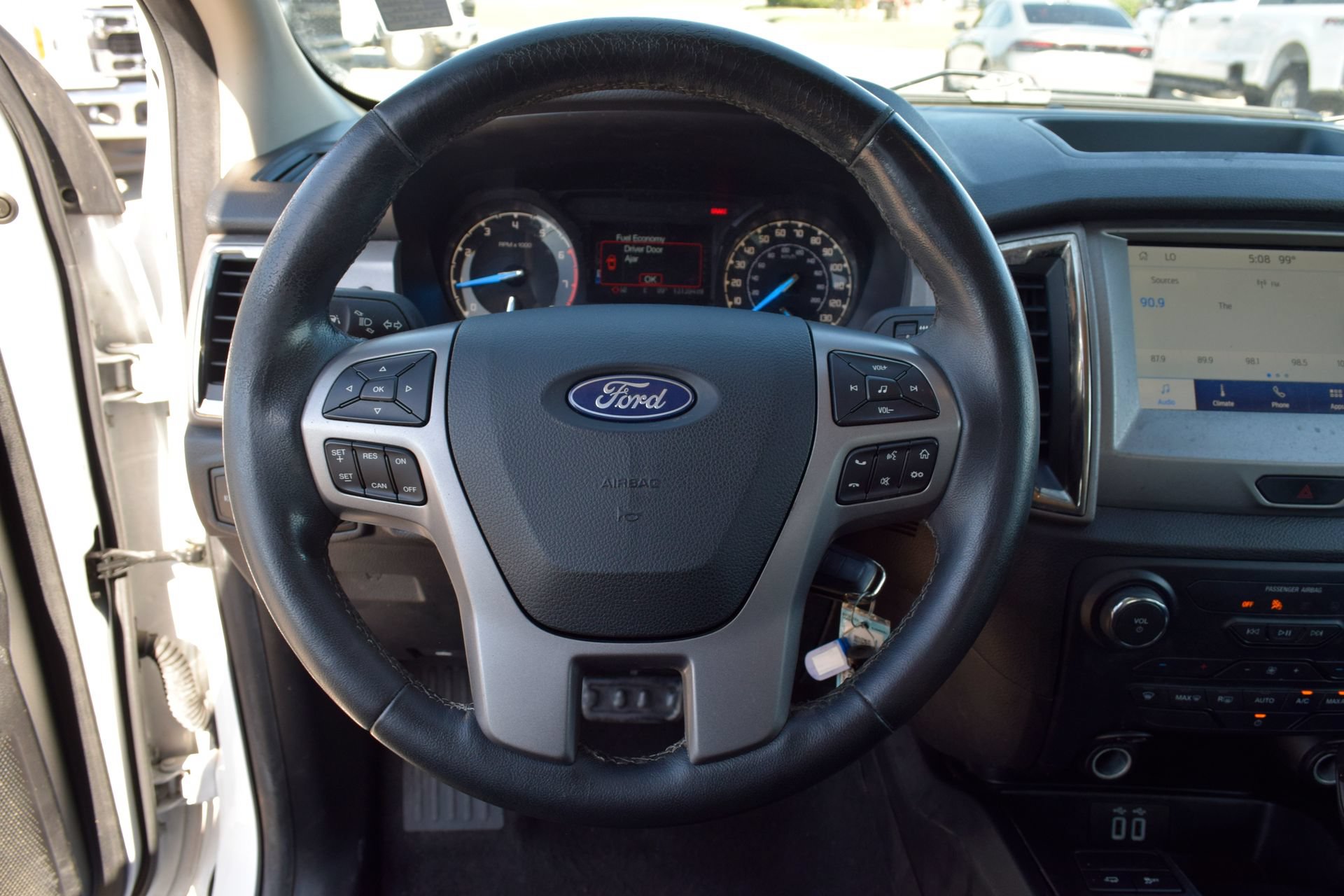 Used 2023 Ford Ranger XLT w/ Equipment Group 301A Mid RWD image 6
