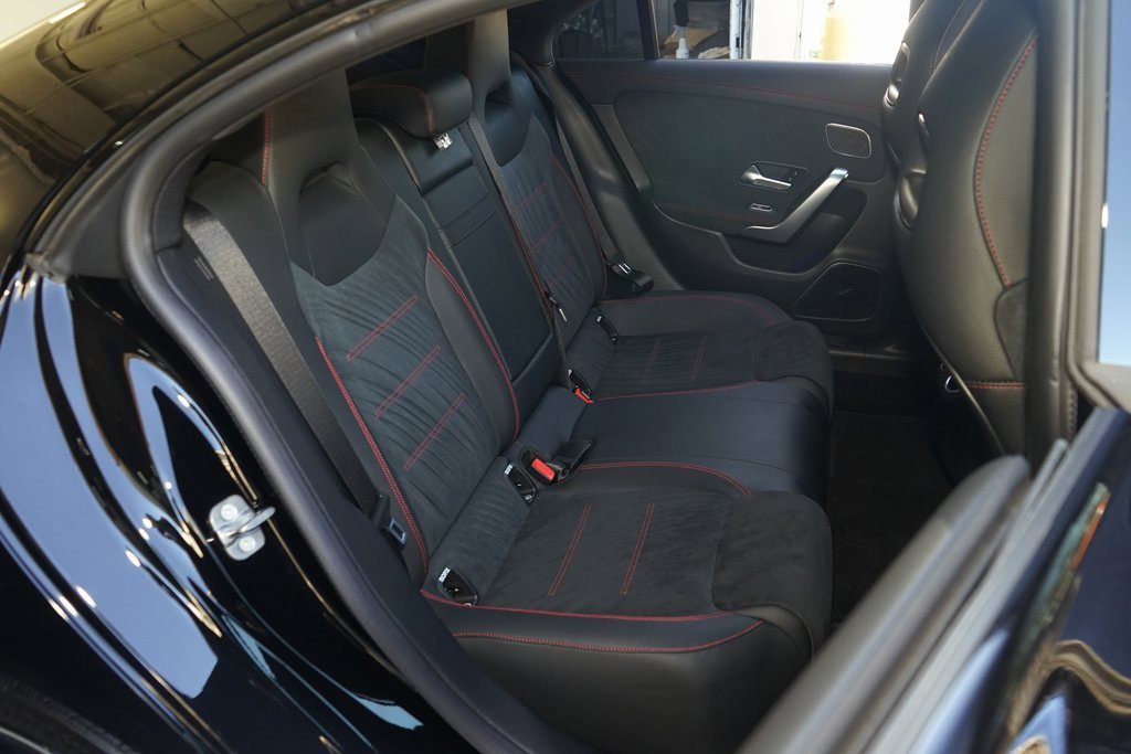 Used 2024 Mercedes-Benz CLA 250 4MATIC image 19