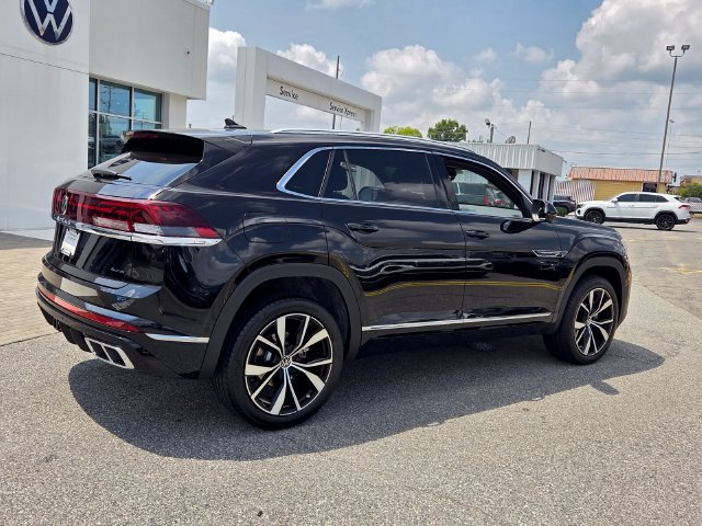 New 2026 Volkswagen Atlas Cross Sport SEL Premium R-Line AWD/4WD image 11