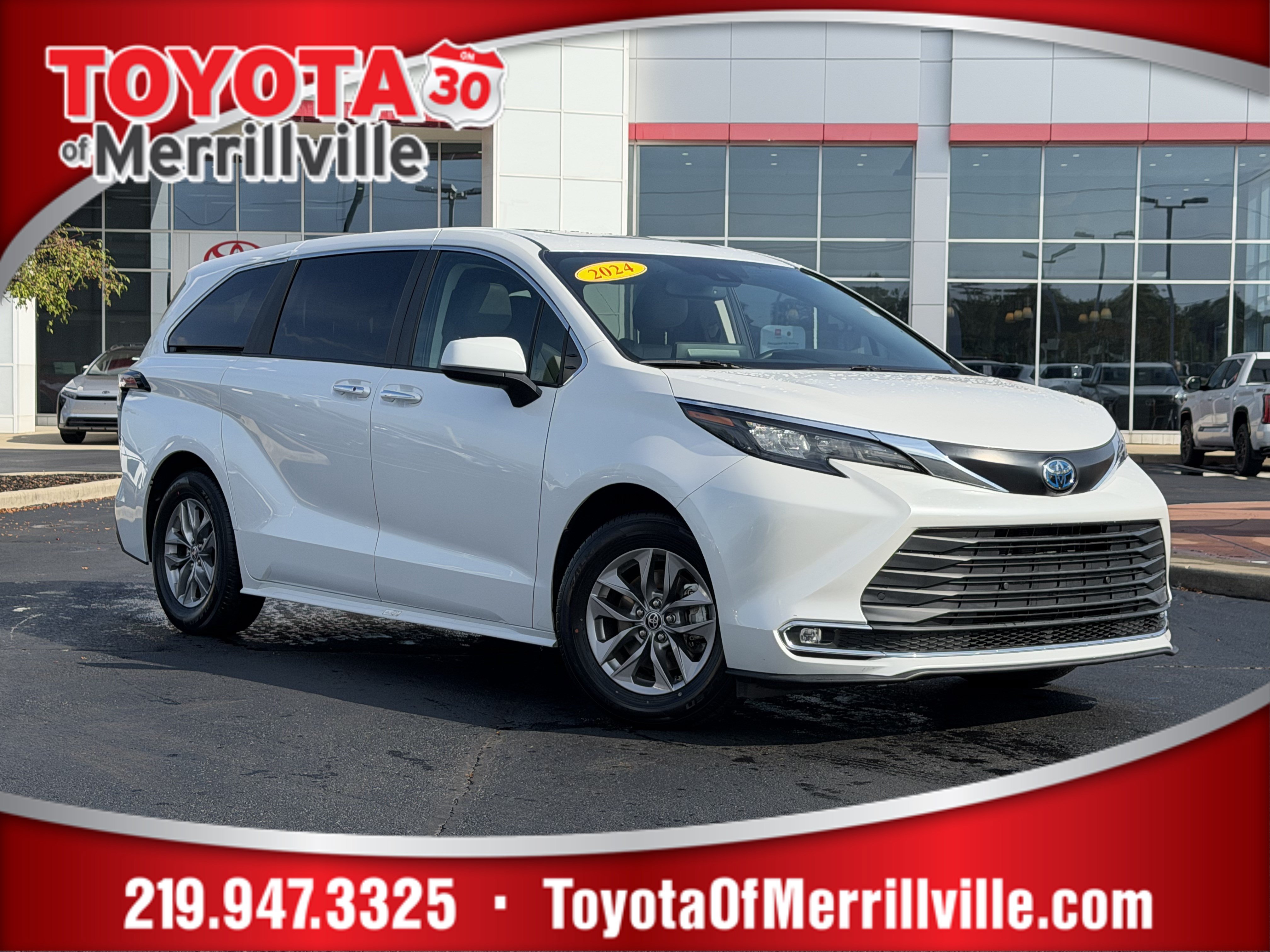 Certified 2024 Toyota Sienna XLE FWD video 1